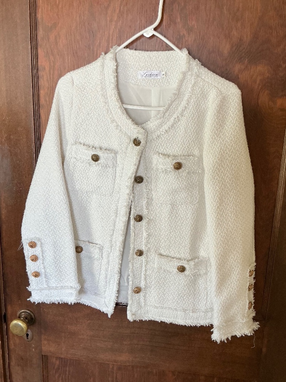 Women’s White Tweed Jacket Gold embossed button detail size sm NWOT $149R - Picture 6 of 14